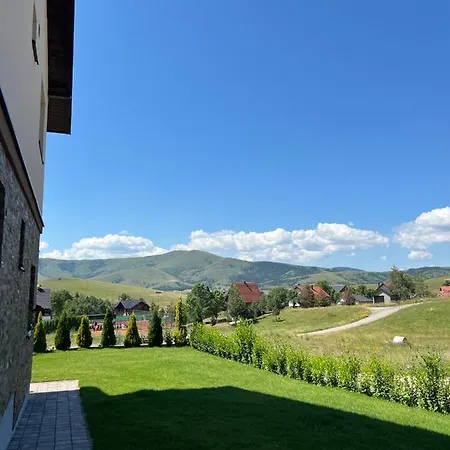 Apartment Vrh